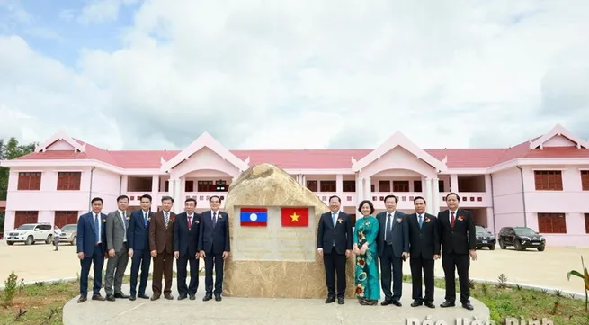 Vietnamese-funded secondary school inaugurated in Laos