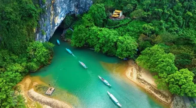 Quang Binh's national park, caves highlighted by Lonely Planet