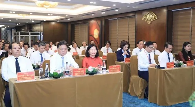 Hanoi opens Party work course for Vientiane officials