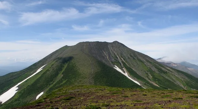 Two Vietnamese climbers rescued in Japan's Mount Biei