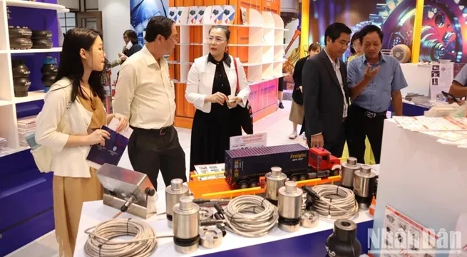 Vietnamese and Indian businesses promote trade connections