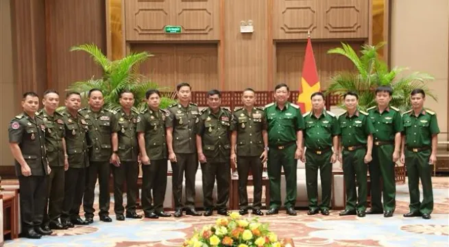 Vietnam, Cambodia promote cooperation in military-defence strategy research