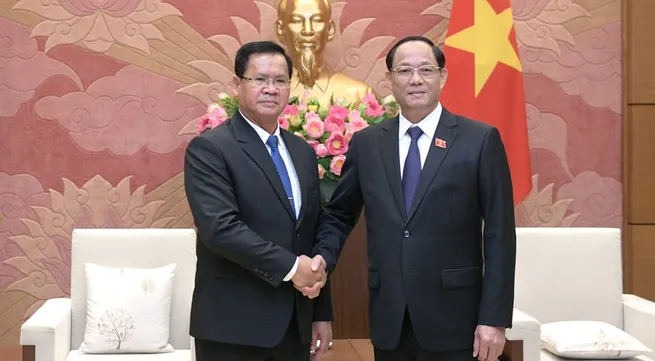 Vietnamese, Lao NAs intensify cooperation