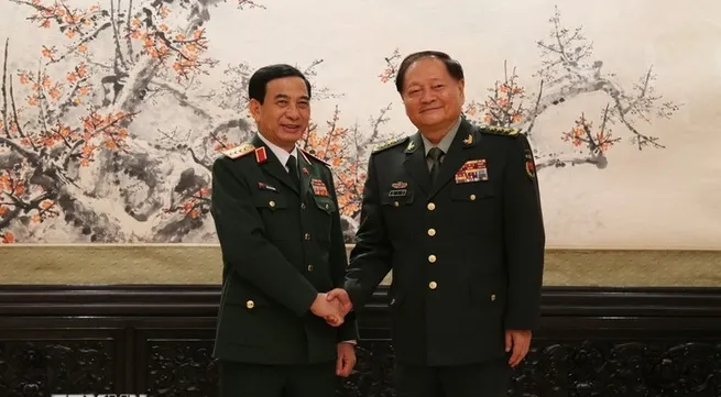 Minister meets foreign defence leaders in Beijing