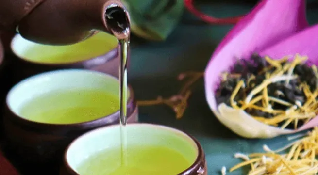 Craft of West Lake lotus tea infusion recognised as national intangible cultural heritage