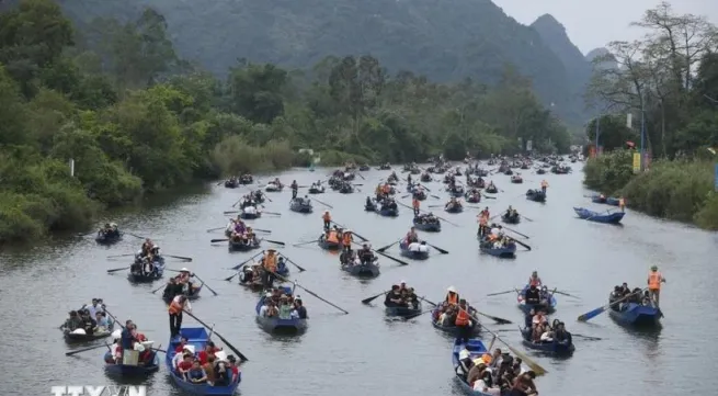 Huong Pagoda complex recognised as city-level tourist destination