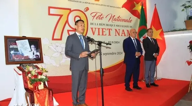 Vietnam, Algeria strengthen cooperation, friendship