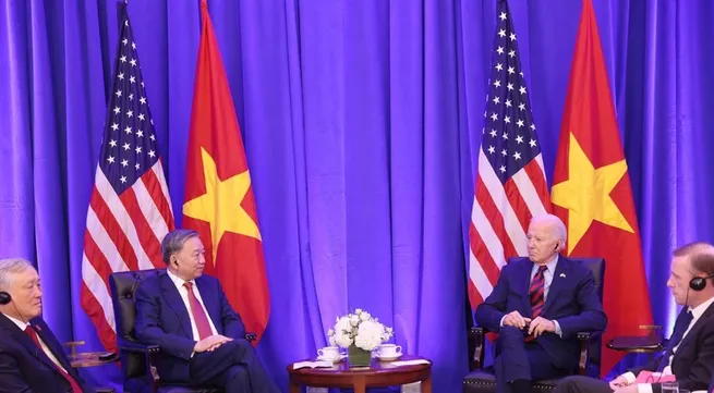 Top Vietnamese leader meets with US President