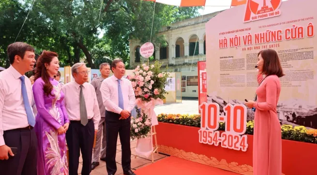 Exhibition features history of Hanoi’s ancient gates