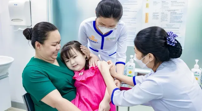 Vietnam administers dengue vaccine