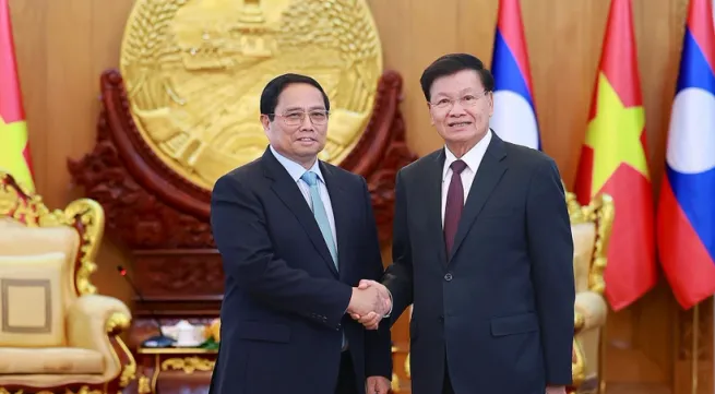 Vietnamese PM meets with top leader of Laos ahead of ASEAN Summits