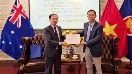 Vietnamese in Australia join hands in helping disaster victims back home