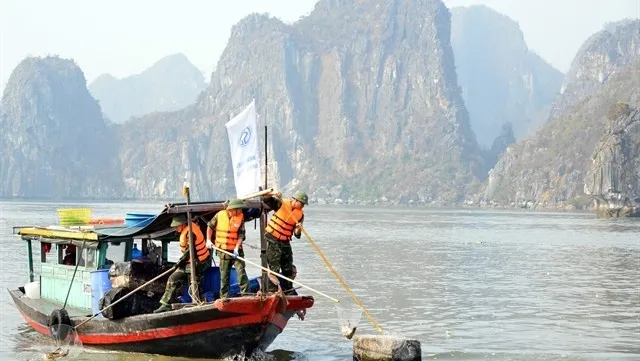 Post-storm cleanup campaign in Ha Long Bay launched