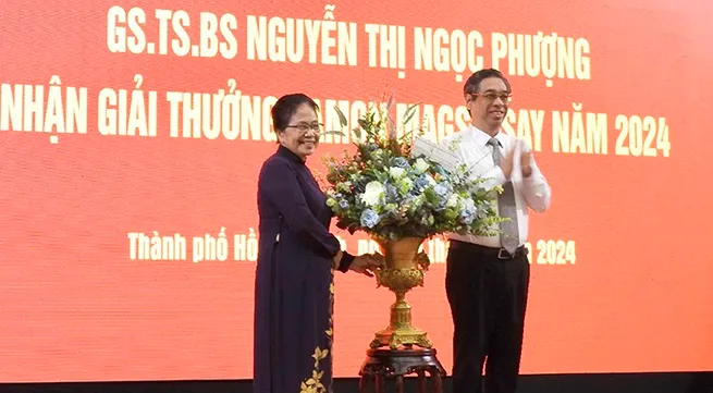 Vietnamese female professor honoured with Ramon Magsaysay Award