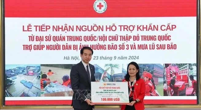 Vietnam receives 100,000 USD in Chinese donation for Typhoon Yagi victims