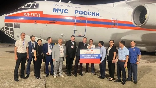 Russian humanitarian aid arrives in Vietnam