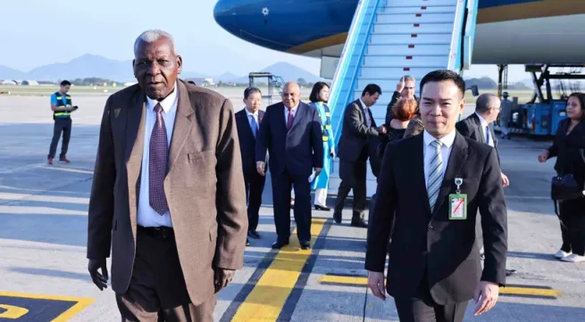 Top Cuban legislator begins working visit to Vietnam