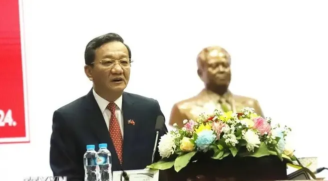 Vietnamese voluntary soldiers, experts remembered in Laos