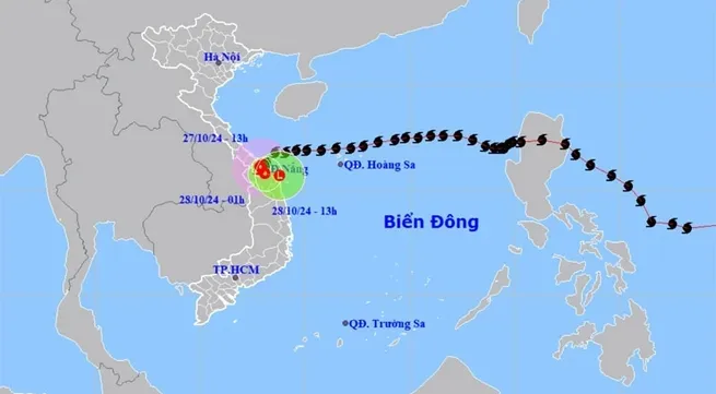 Storm Trami makes landfall in central Vietnam