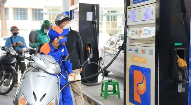 Petrol prices decrease slightly in latest adjustment
