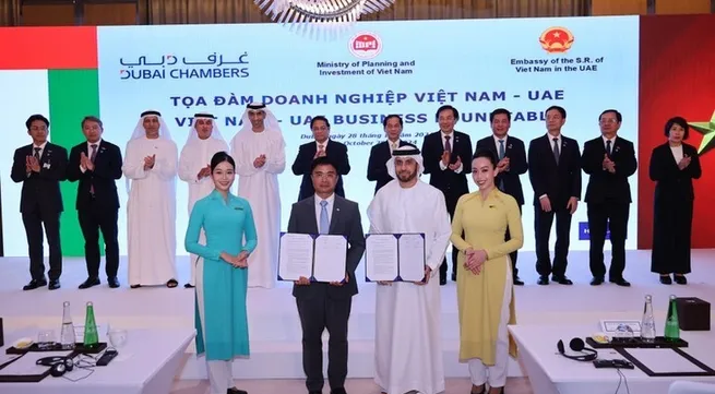 Vietnam Airlines extends global reach with partnerships in UAE