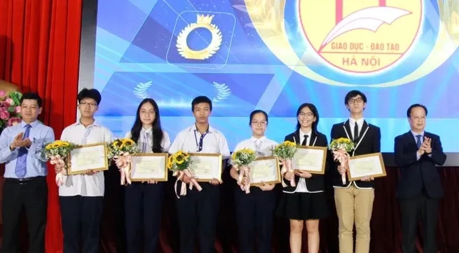 Vietnamese students’ team for 2024 International Junior Science Olympiad introduced