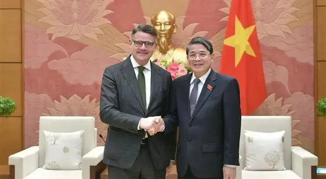 NA Vice Chairman receives Minister-President of Germany's Hesse State