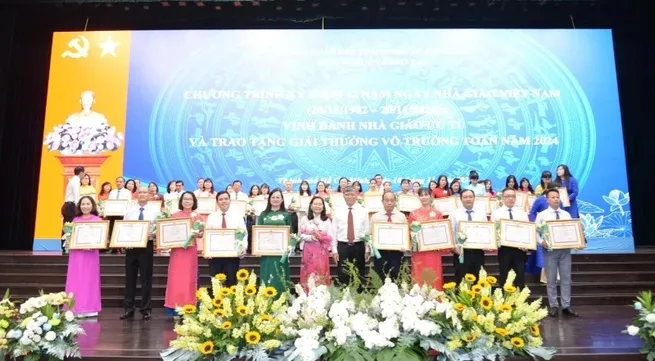 Ho Chi Minh City honours 14 distinguished teachers and awards Vo Truong Toan Prize