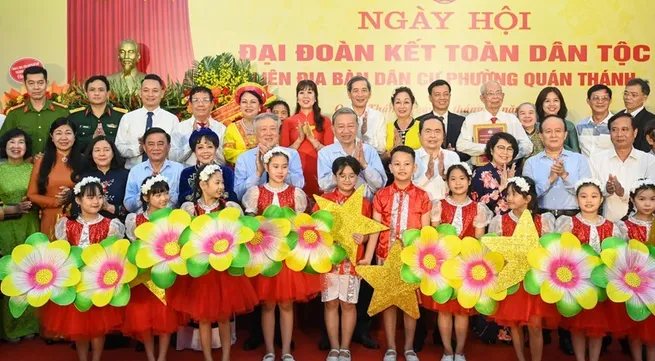 Party leader attends Great National Solidarity Festival in Hanoi