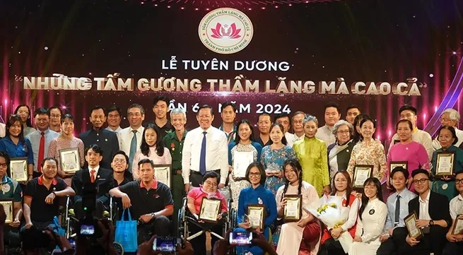 Ho Chi Minh City honours 40 outstanding examples