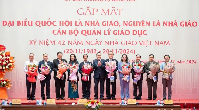 Top legislator highlights teachers' contributions to educational development