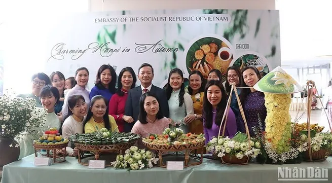 Vietnamese culture promoted in Laos