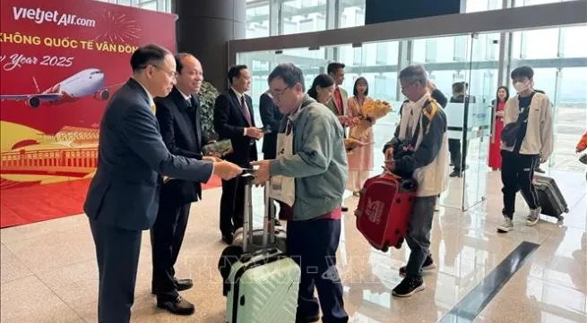 Quang Ninh attracts nearly 970,000 visitors during Tet