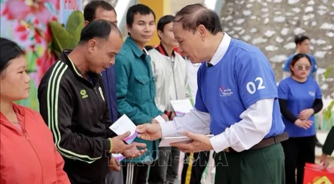 Tet 2025: Communities come together to spread joy, support