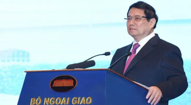 Diplomatic sector requested to help Vietnam achieve at least 8% growth in 2025