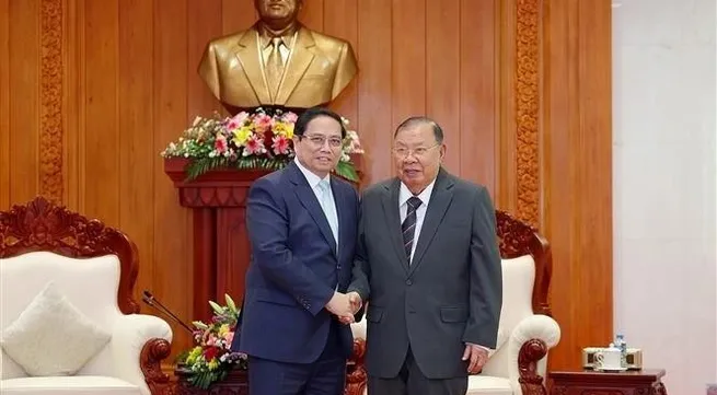 PM values former Lao leaders' contributions to Vietnam-Laos relations