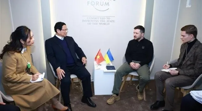 Vietnamese PM meets with Ukrainian President on sidelines of WEF meeting