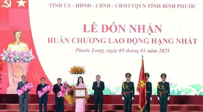 Party chief attends 50th celebration of Phuoc Long victory