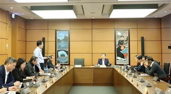 Vietnam resolute in achieving 8% growth target