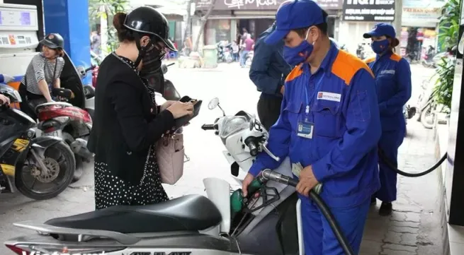 Retail petrol prices adjusted slightly on February 6