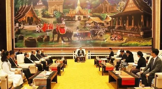 Vietnam strengthens business and investment ties in Laos