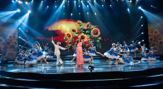 Music programme honours “white-blouse soldiers”