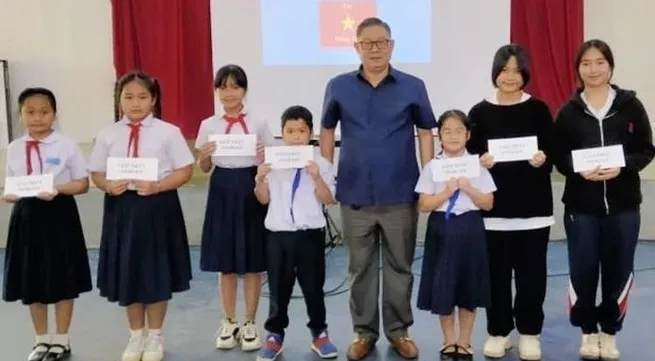 Students in Laos participate in 'I love Vietnamese language' contest