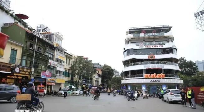Hanoi to renovate Hoan Kiem Lake area for park development