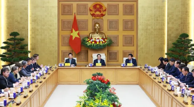 Vietnam welcomes European firms for shared successes: PM