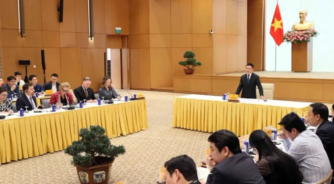 Vietnam seeks US's delayed imposition of new tariffs for negotiations: Deputy PM