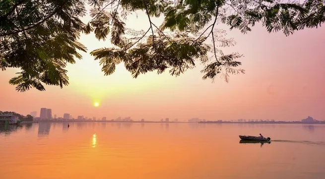 Hanoi to invest 99 billion VND in West Lake area wastewater system project