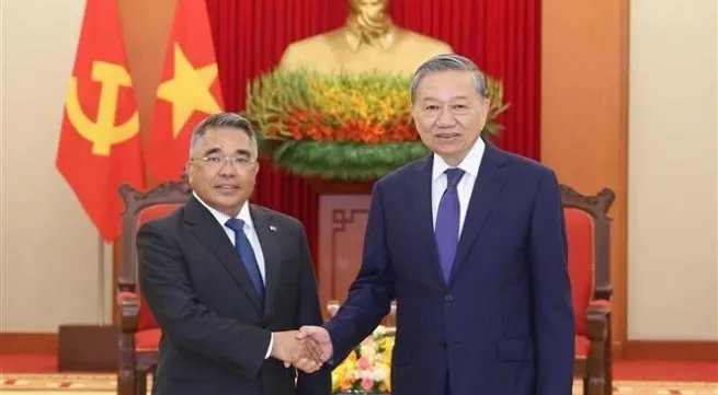 Vietnam treasures strategic partnership with Philippines: Party chief