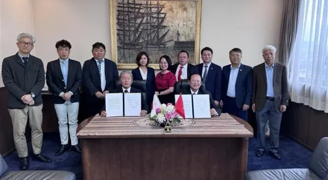 Vietnam, Japan ink strategic oyster industry partnership