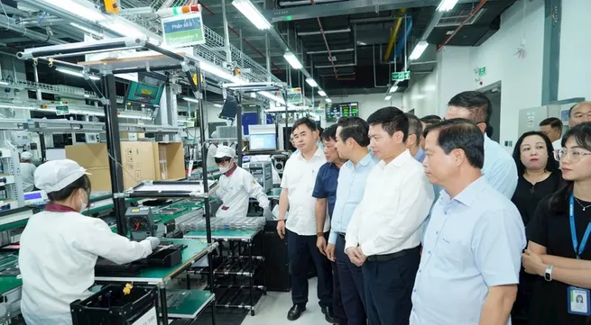 Ha Nam develops industry towards modernity and sustainability